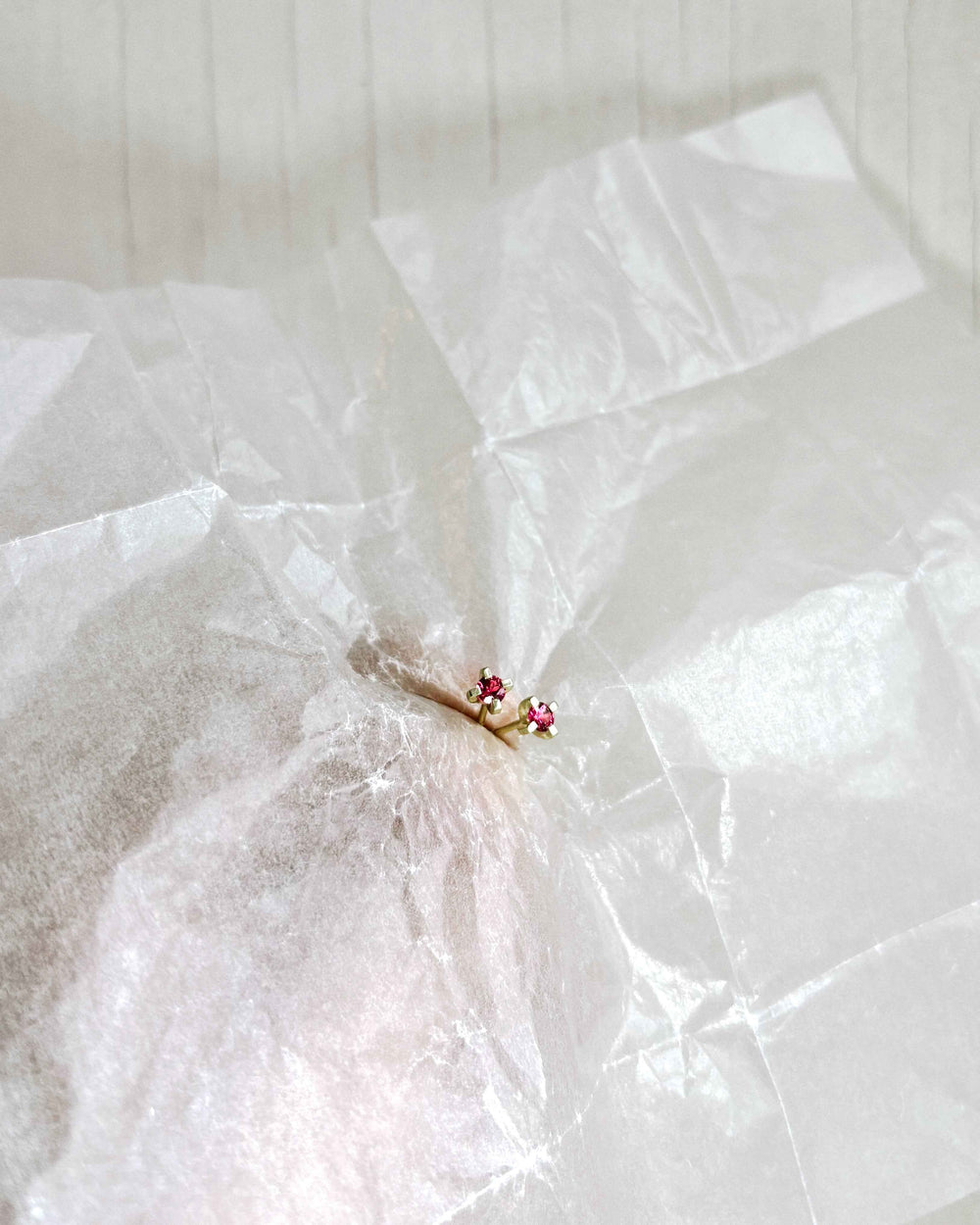 PINK SPINEL EAR STUD