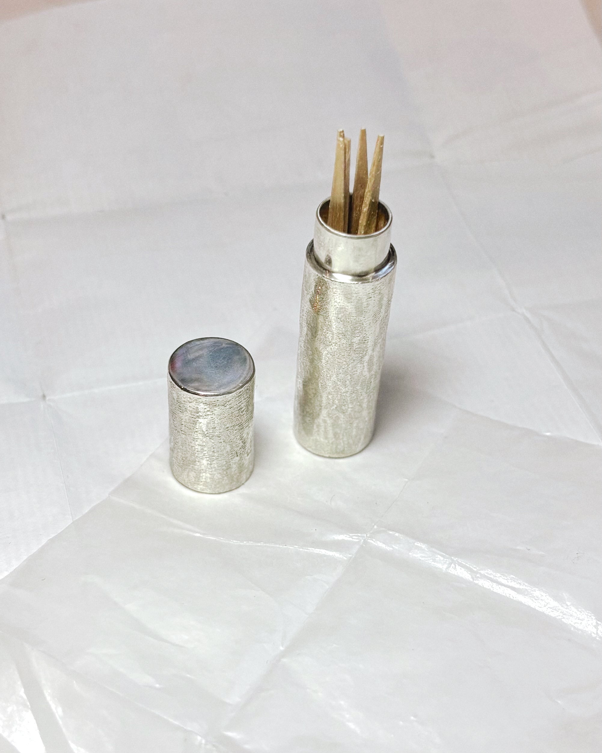 TOOTHPICK HOLDER TEXTURED