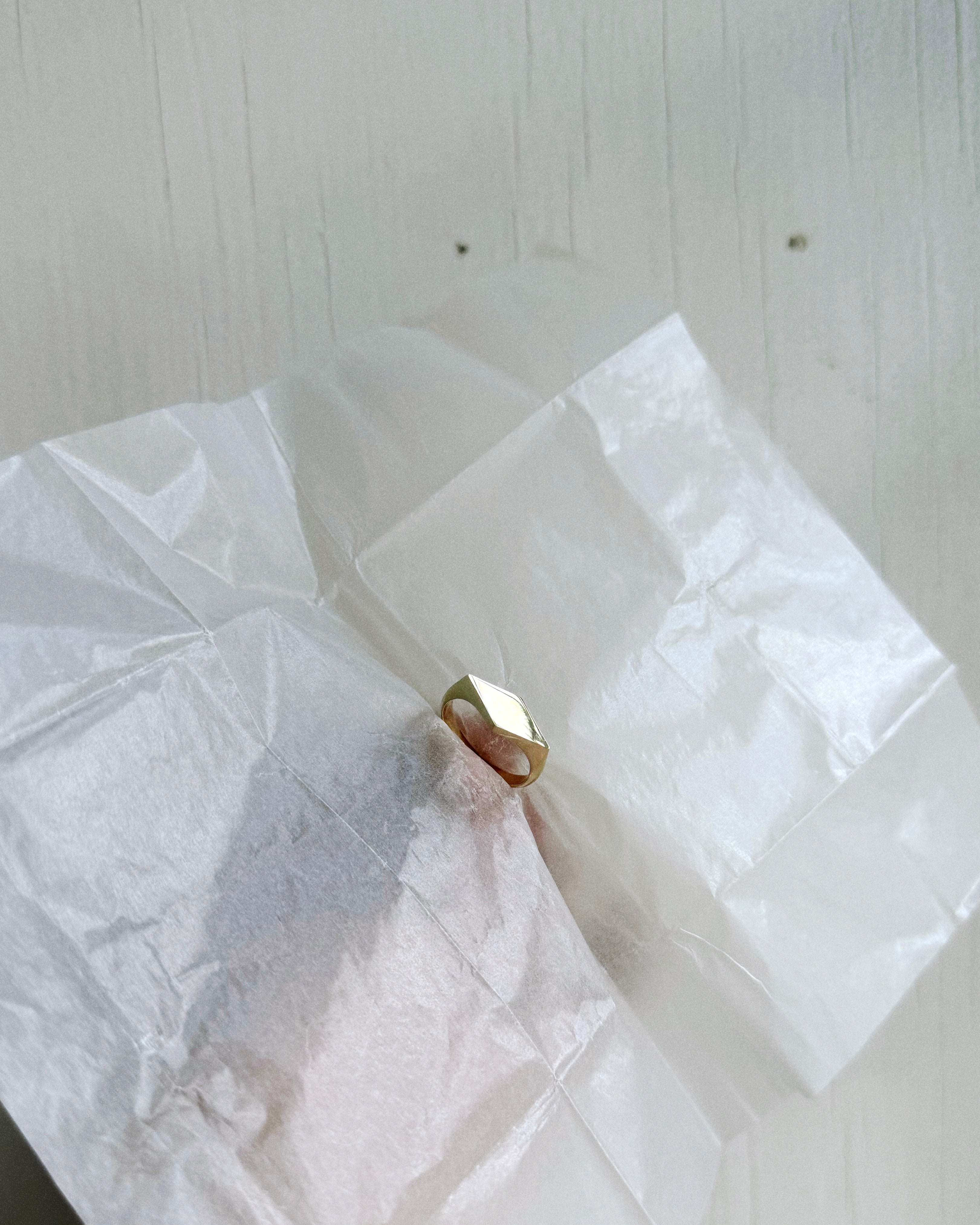 GEOMETRIC GOLD RING