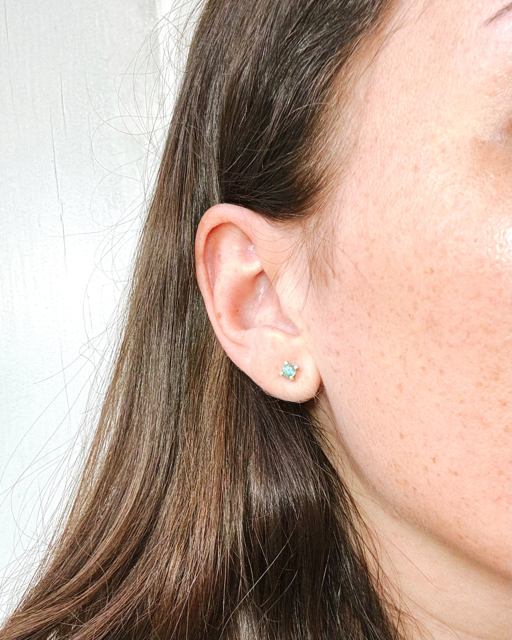 EMERALD EAR STUDS