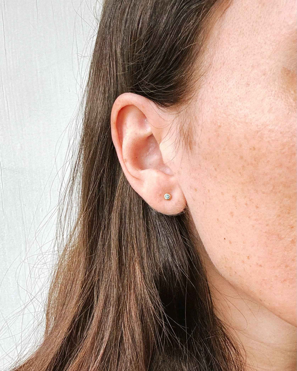 DOT EAR STUD