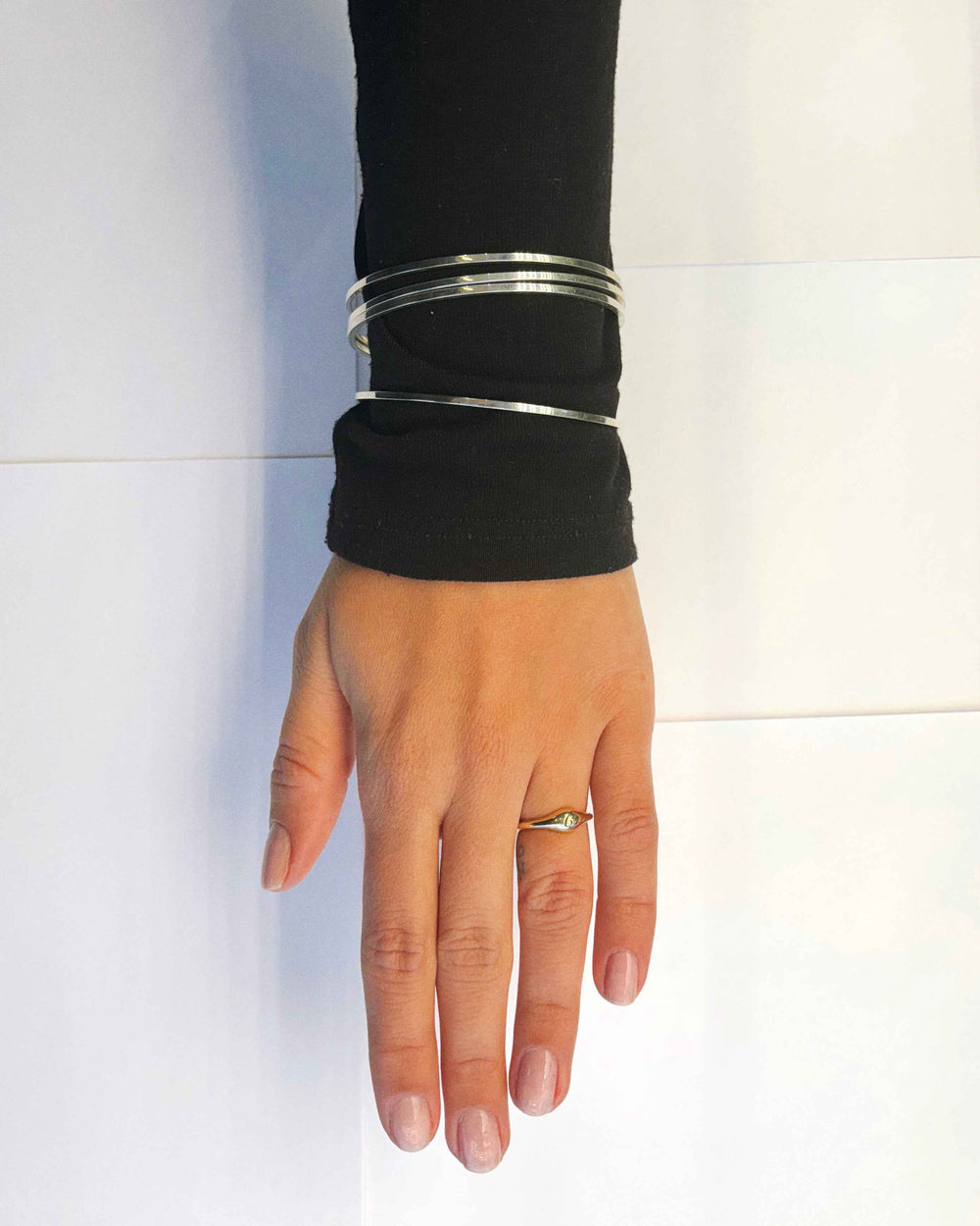 SILVER BANGLE