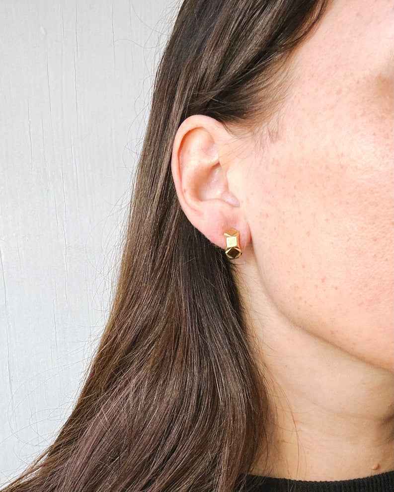 SQUARE CREOLE LARGE GOLD PLATED