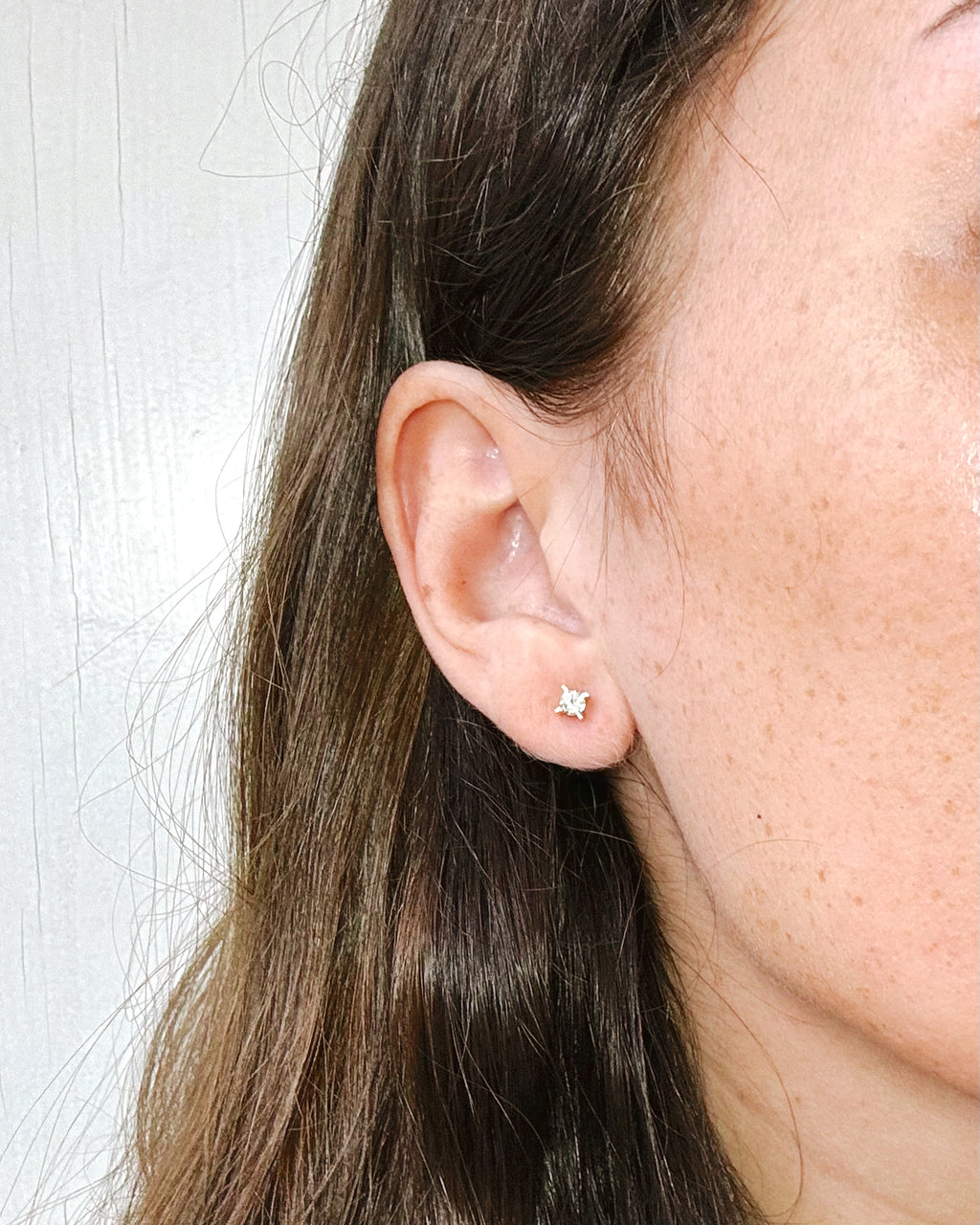 LIGHT BLUE SAPPHIRE EAR STUDS