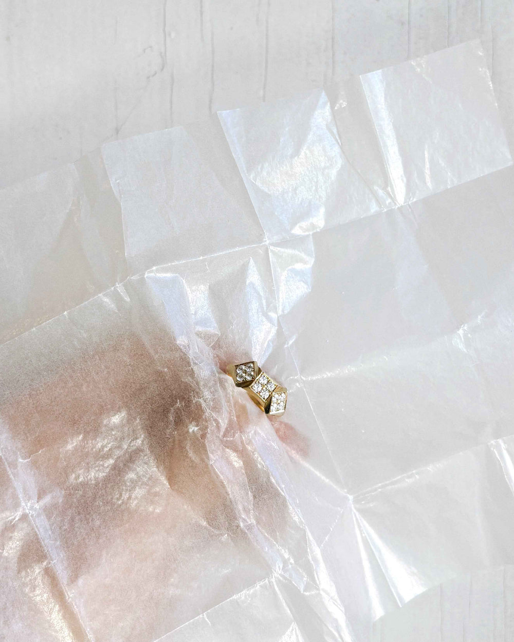 SQUARE RING