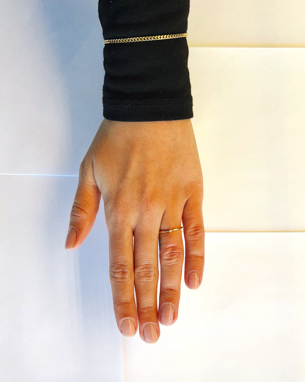 14 karat guld ring med en lille diamant min første diamant ring fra hilbert københavn