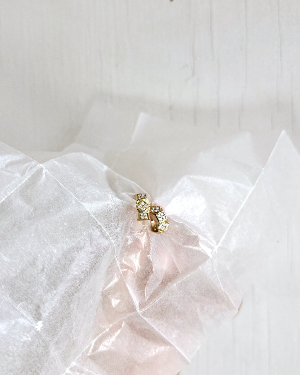 SQUARE CREOLE DIAMOND