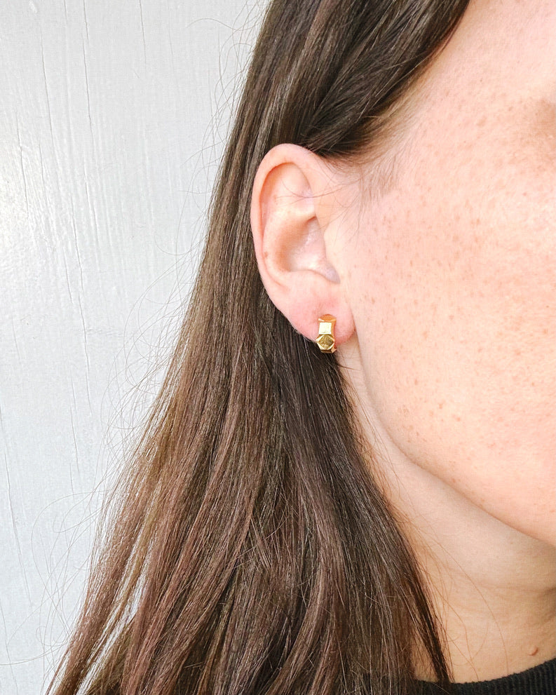SQUARE CREOLE MEDIUM GOLD PLATED